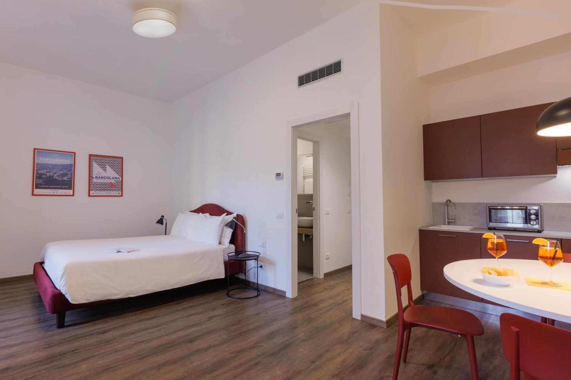 Residence Piazza Giotti 8 Триест Екстериор снимка