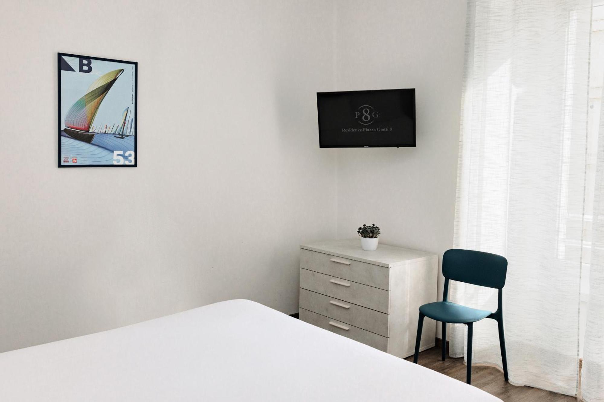 Residence Piazza Giotti 8 Триест Екстериор снимка