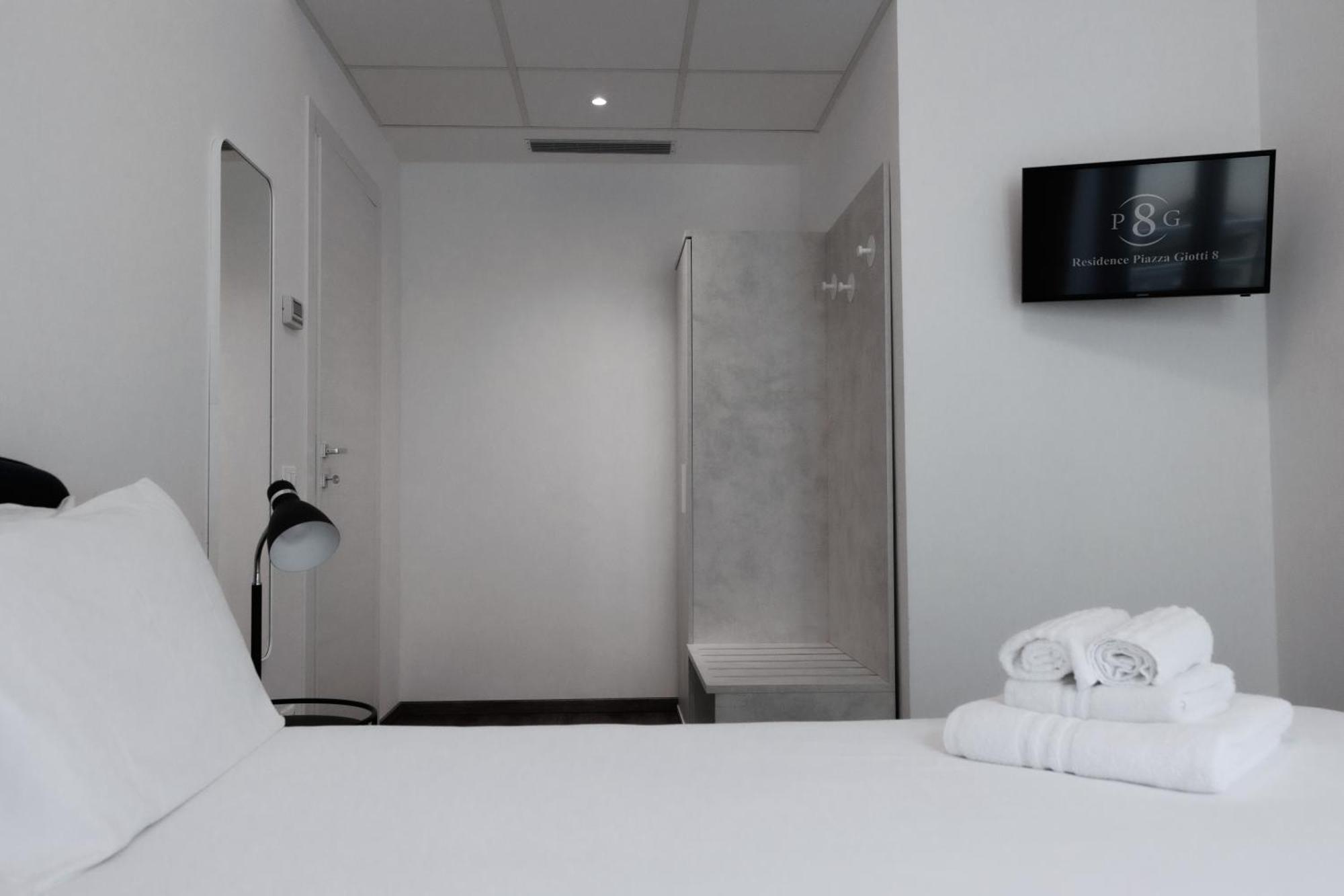 Residence Piazza Giotti 8 Триест Екстериор снимка